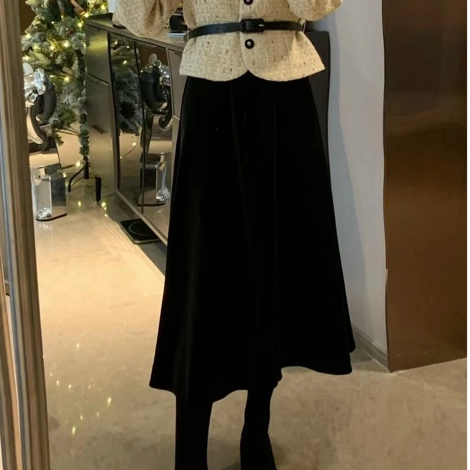 LZY知音J36033TY气质时尚显瘦高腰黑色半身裙