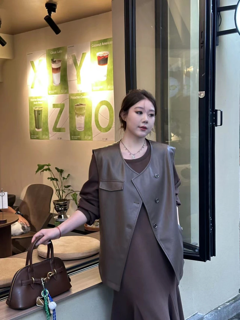 琪琪怪怪大码女装【迷失秋日】老钱风百搭简约马甲外套T35138QZ