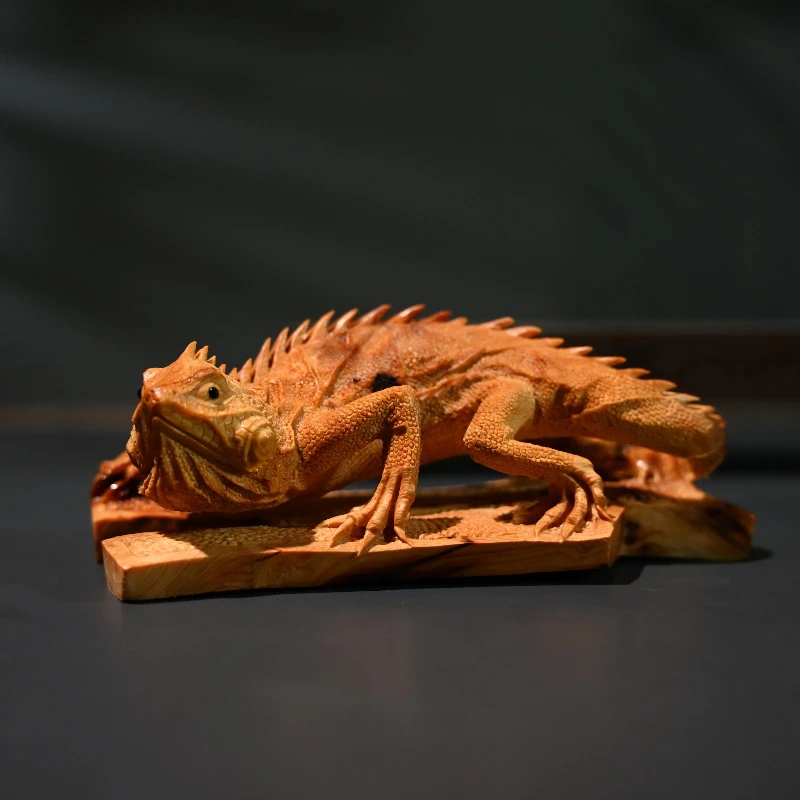 太行崖柏蜥蜴雕刻件雅致文房摆件