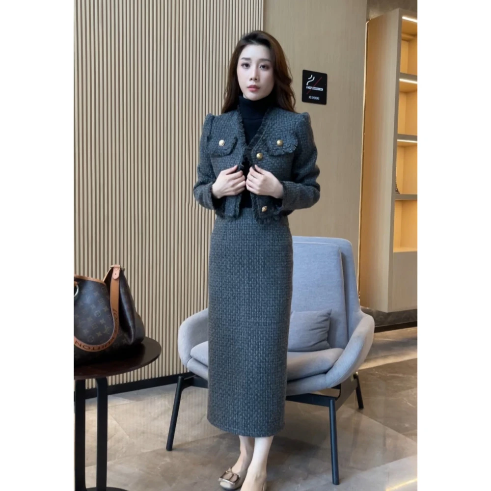 精致高级感小香套装女秋冬新款法式洋气流苏小外套半身裙两件套