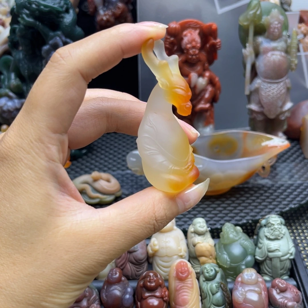 定制玛瑙未镶嵌摆件