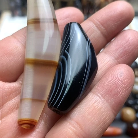 玛瑙/玉髓颈饰未镶嵌～**己