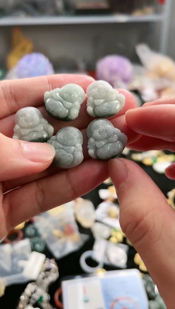 【闪购商品】翡翠颈饰未镶嵌1