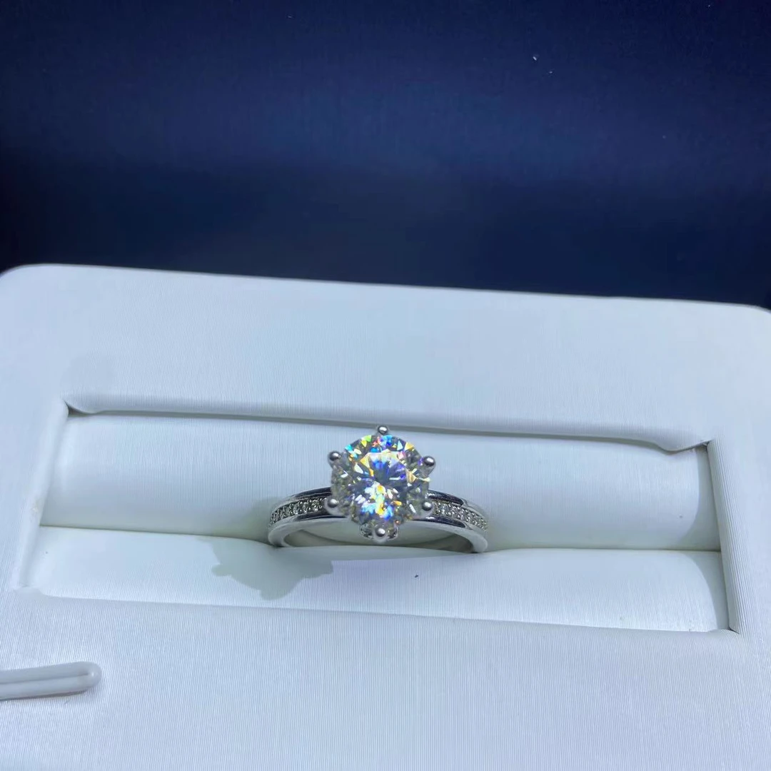 南非18A u婚戒单色卡皇后2ct天花板戒指.F