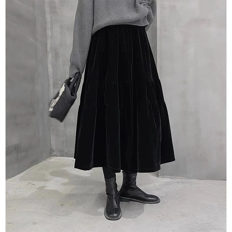 山本暗黑系复古丝绒蛋糕裙半身裙女秋冬高腰蓬蓬小黑裙褶皱a字裙