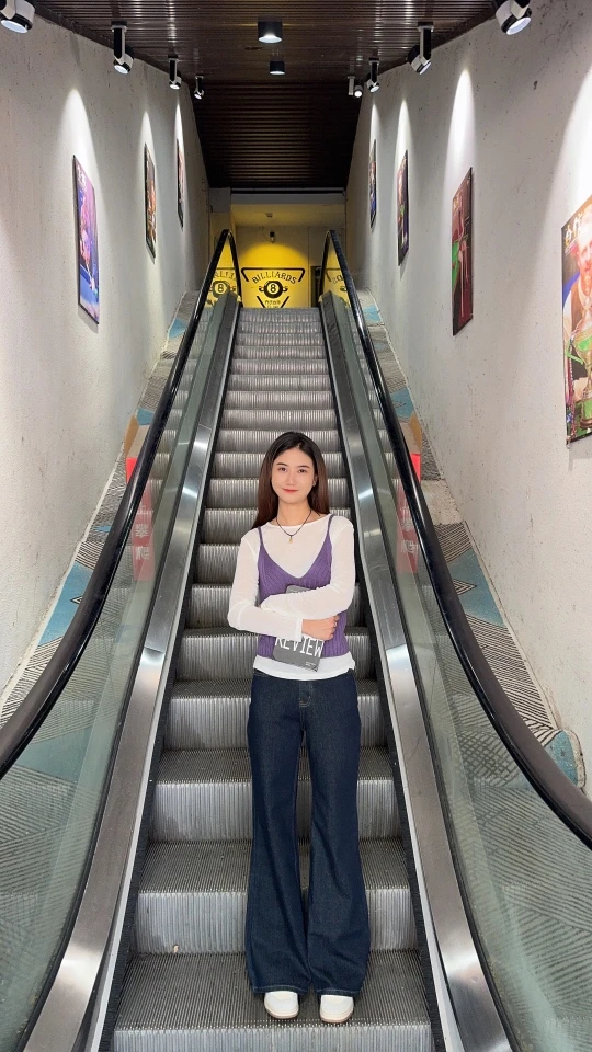 气质减龄两件套针织上衣