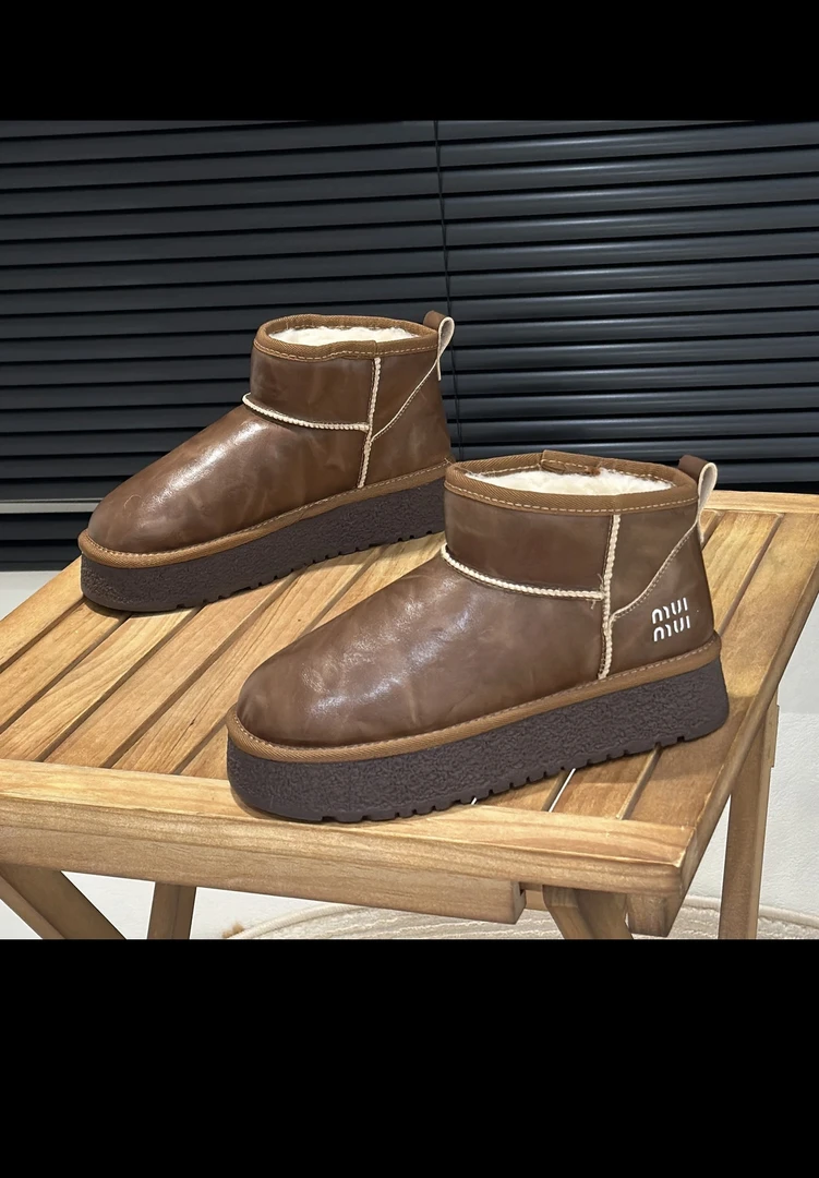 新款女士雪地靴保暖加厚