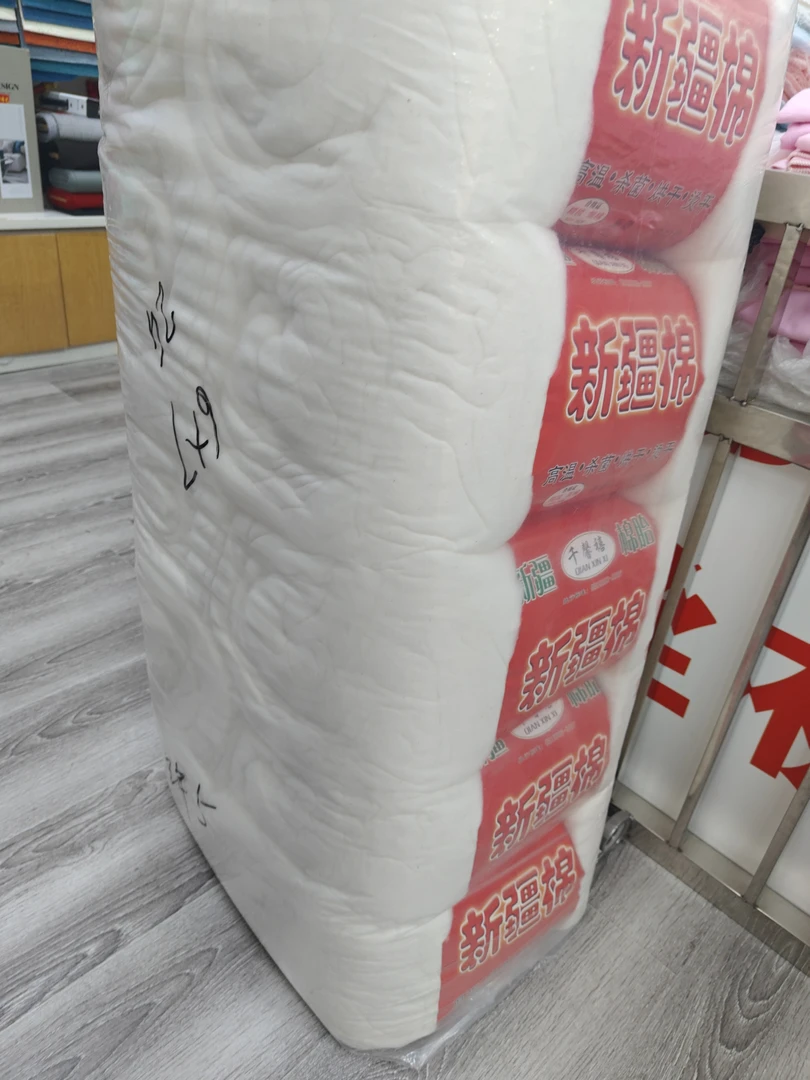 新疆长绒棉。裸棉不带网套