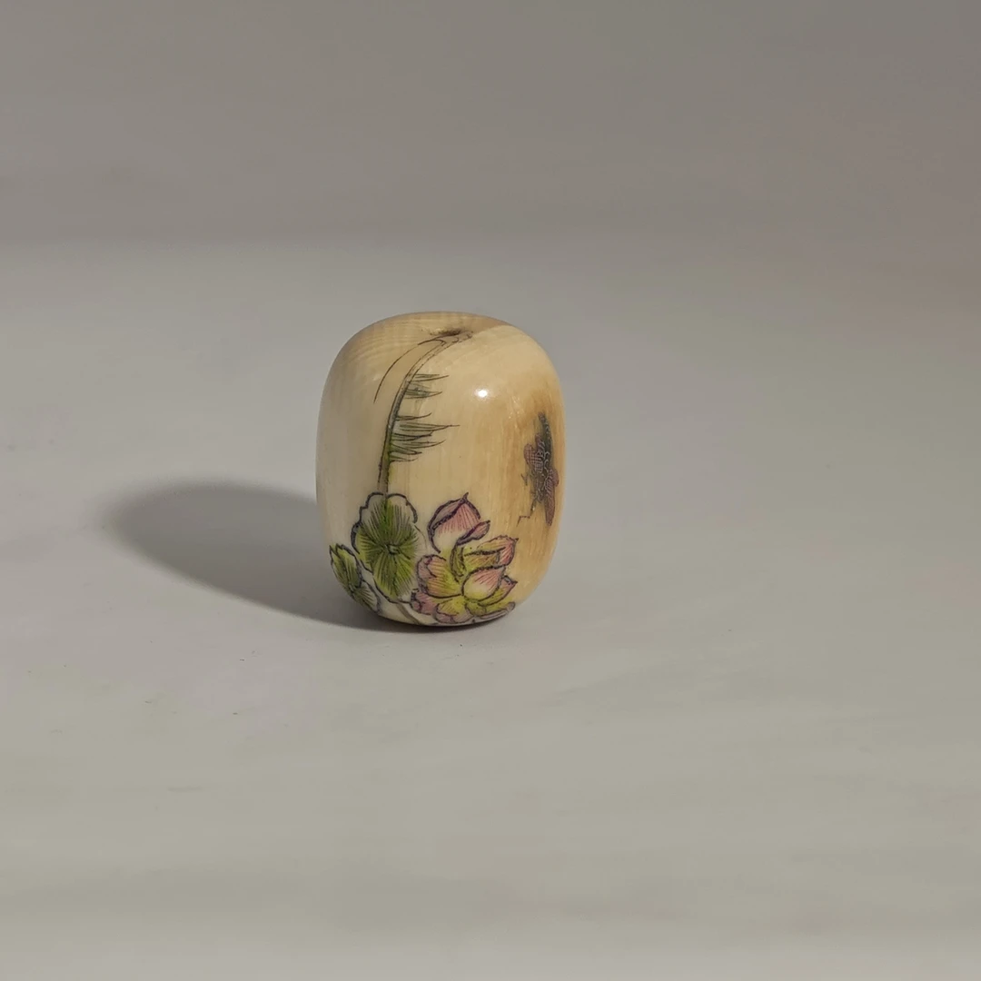 【文玩探宝】猛犸牙雕微刻荷花桶珠20*17mm假一罚四W7133