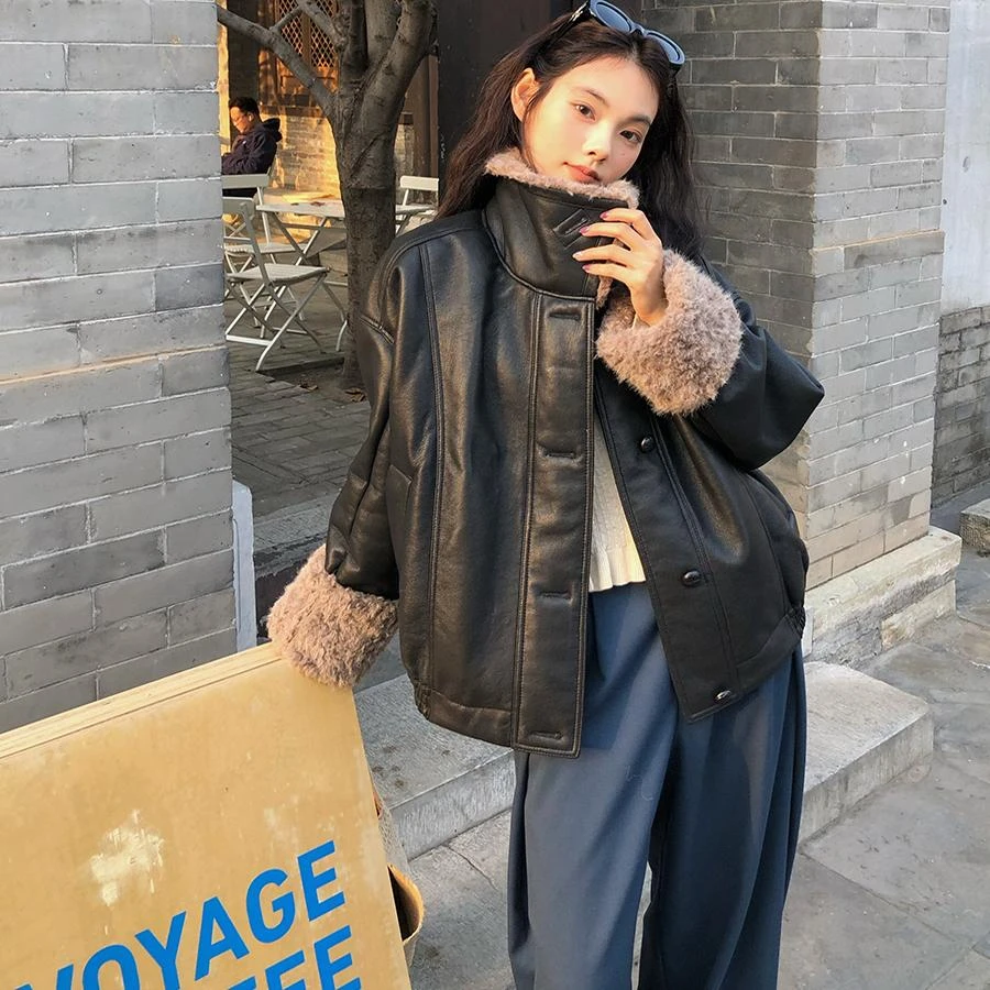 任小艺【10月31日新品】羊羔毛皮衣设计感皮毛一体外套