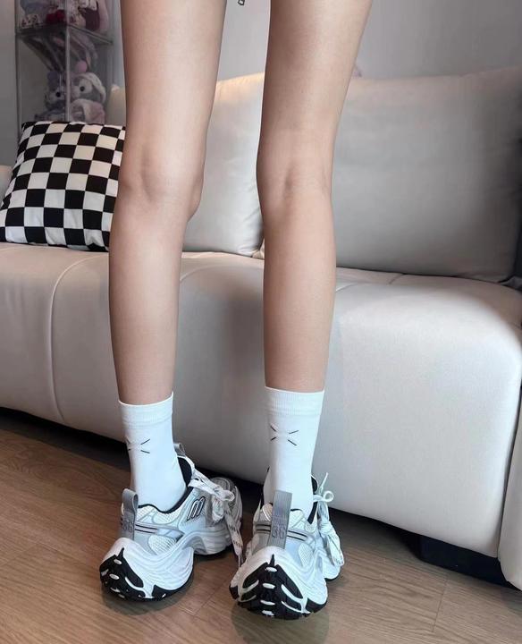 韩版百搭中筒袜