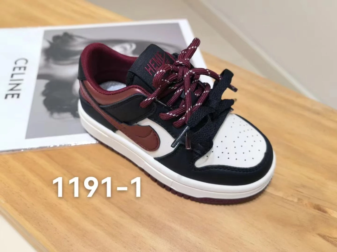 酷奇品牌儿童鞋子安卡拉红色时尚板鞋