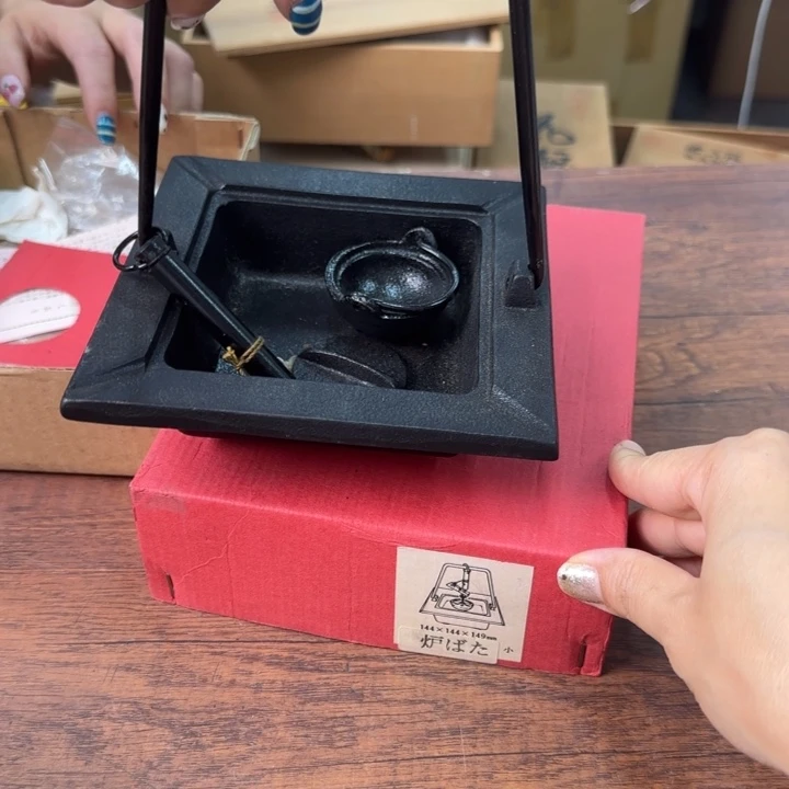 J**a一个陶瓷物件哈哈哈哈家