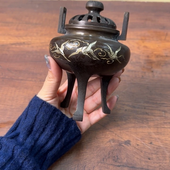 一个陶瓷物件哈哈哈哈哈