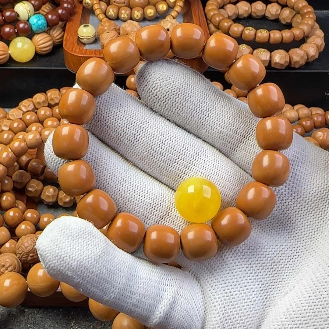 【闪购商品】猴头核桃手串郑***?