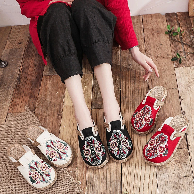老北京布拖鞋外穿女夏季手工复古刺绣平跟半拖透气吸汗亚麻绣花鞋