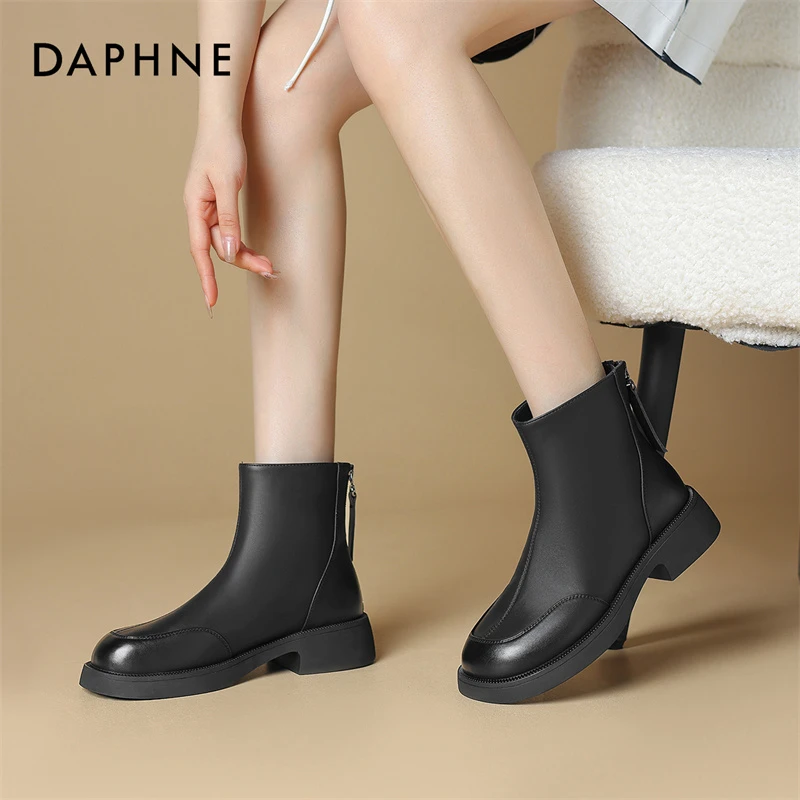 达芙妮秋冬季必备时装靴2025新款上市专为商务设计优雅时尚女鞋