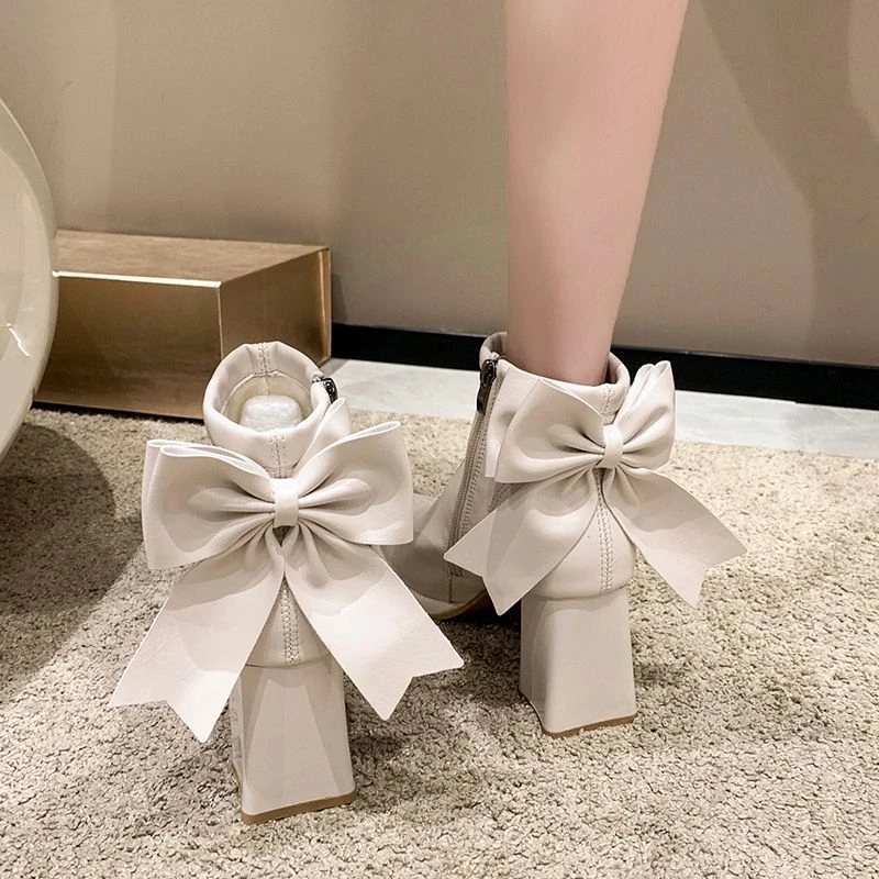 高跟瘦瘦靴女秋冬新款小个子粗跟短靴女时尚女靴蝴蝶结圆头马丁靴