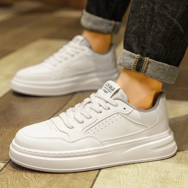 夏季男鞋2025新款百搭欧洲站小白鞋透气潮流板鞋厚底低帮鞋子男款