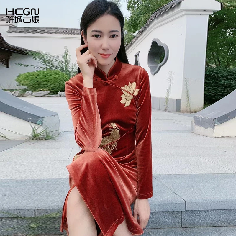 浒城古娘中式国风丝绒橘色刺绣花复古优雅时尚觅凤旗袍-22C17253