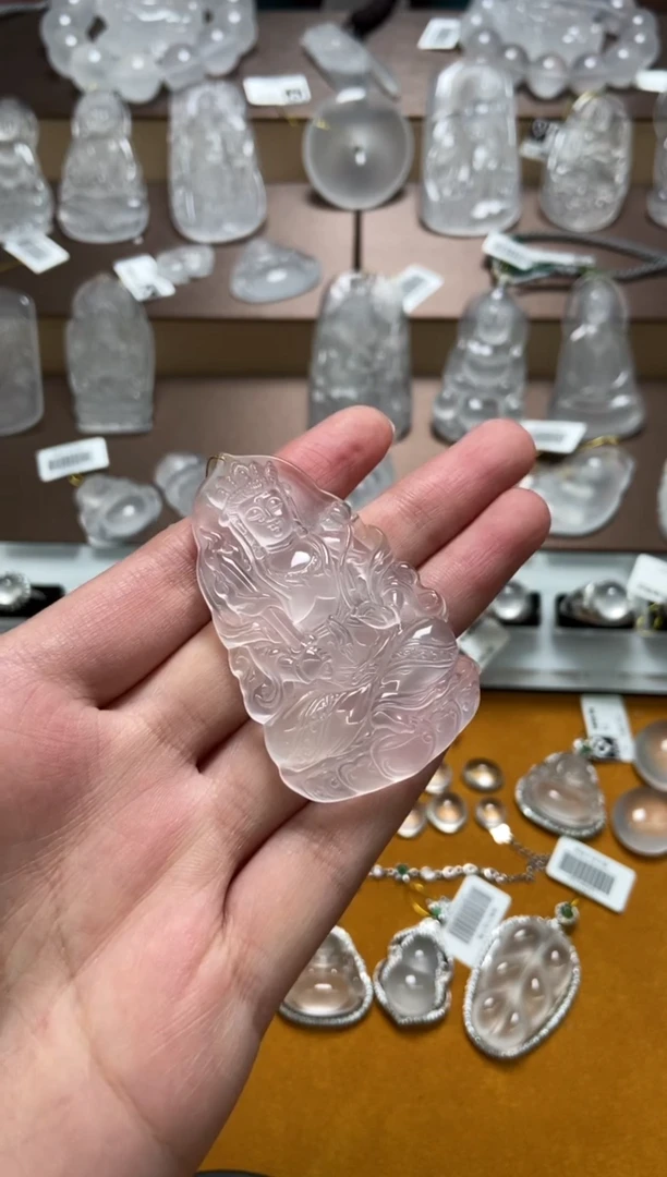 【闪购商品】石英质玉观音未镶嵌088