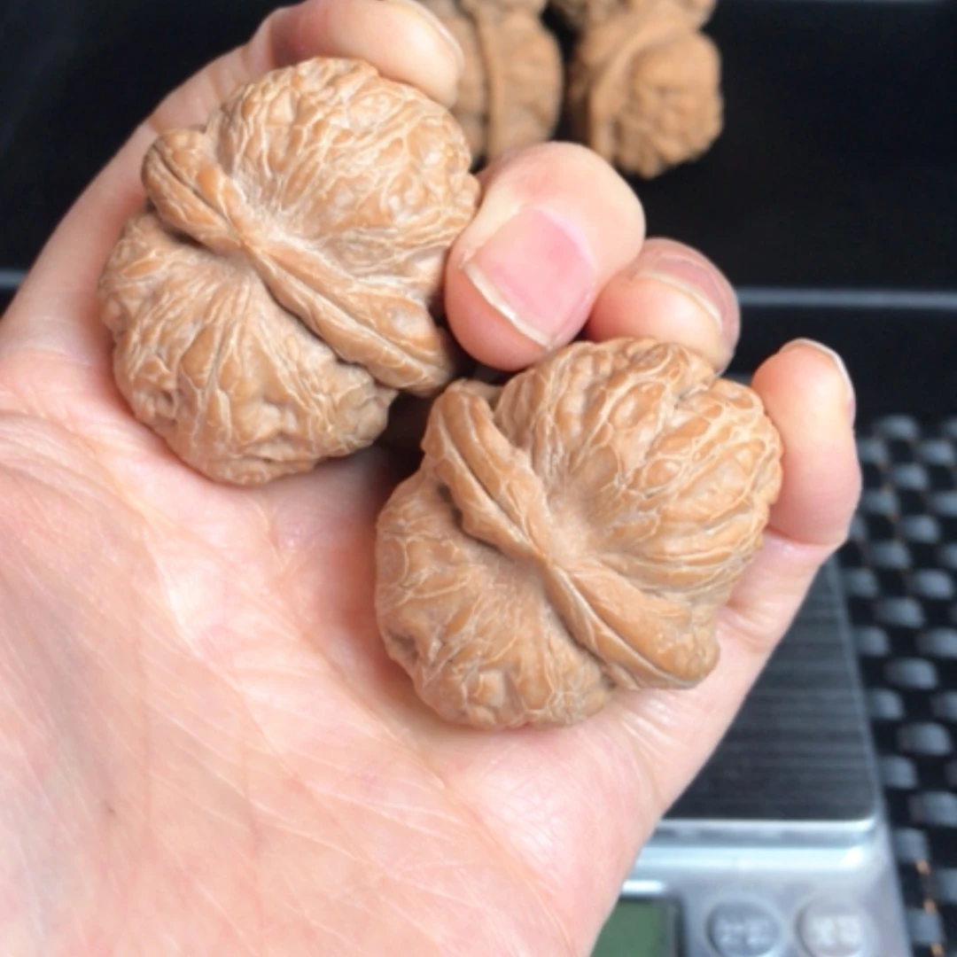 【闪购商品】文玩核桃把件