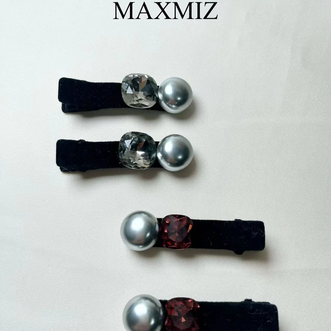 东大门 秋冬百搭时尚水钻珠珠边夹 1972