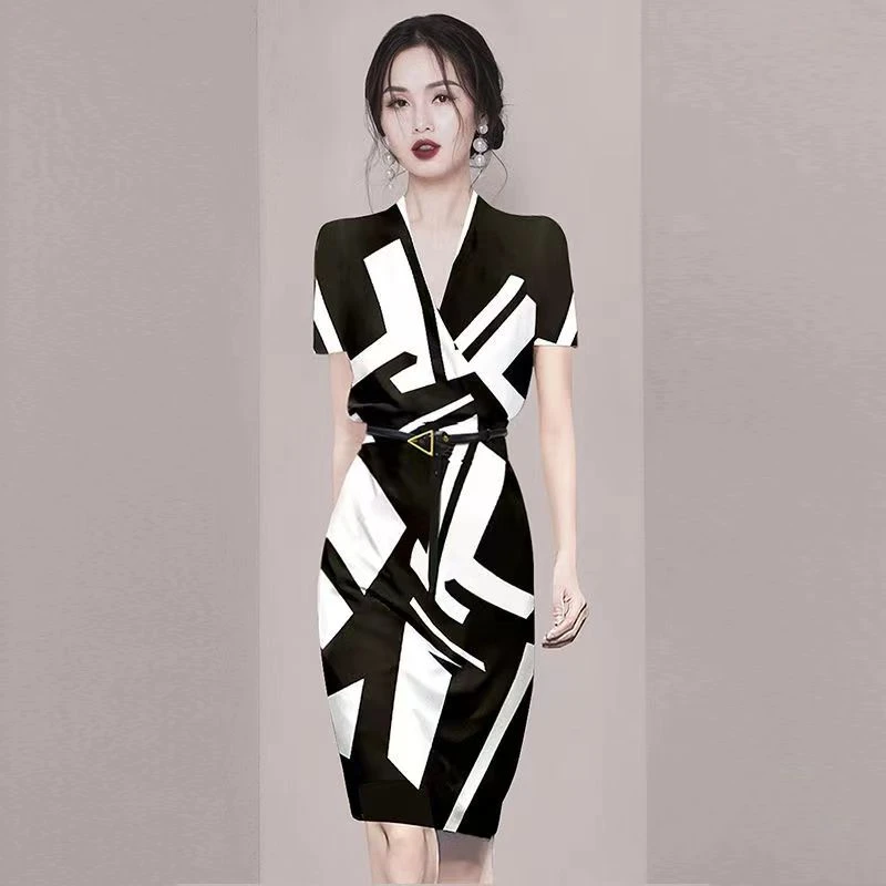 2025夏装新款女法式黑白时尚V领系带连衣裙气质显瘦中款包臀裙