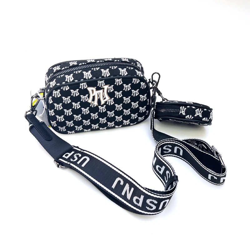 pnj满印单肩包男女复古刺绣斜挎包字母相机包运动休闲背包