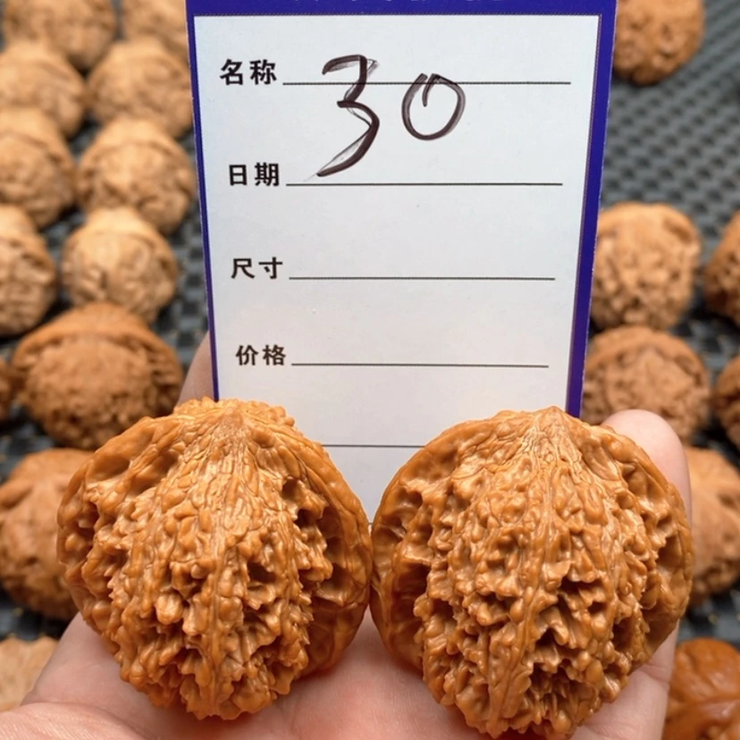 【闪购商品】文玩核桃把件蝈*