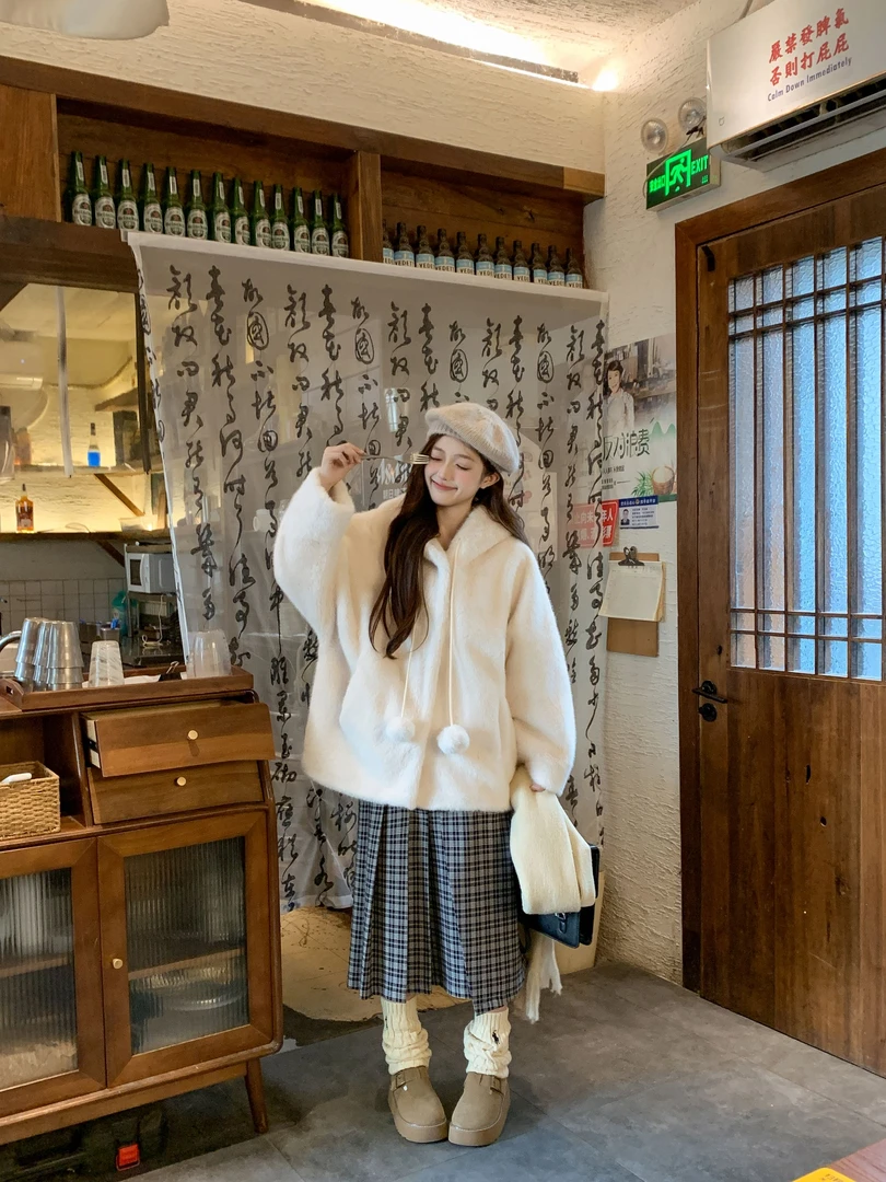 【可爱小巫女】新款水貂绒毛毛外套加厚中长款甜美毛球减龄冬短外套