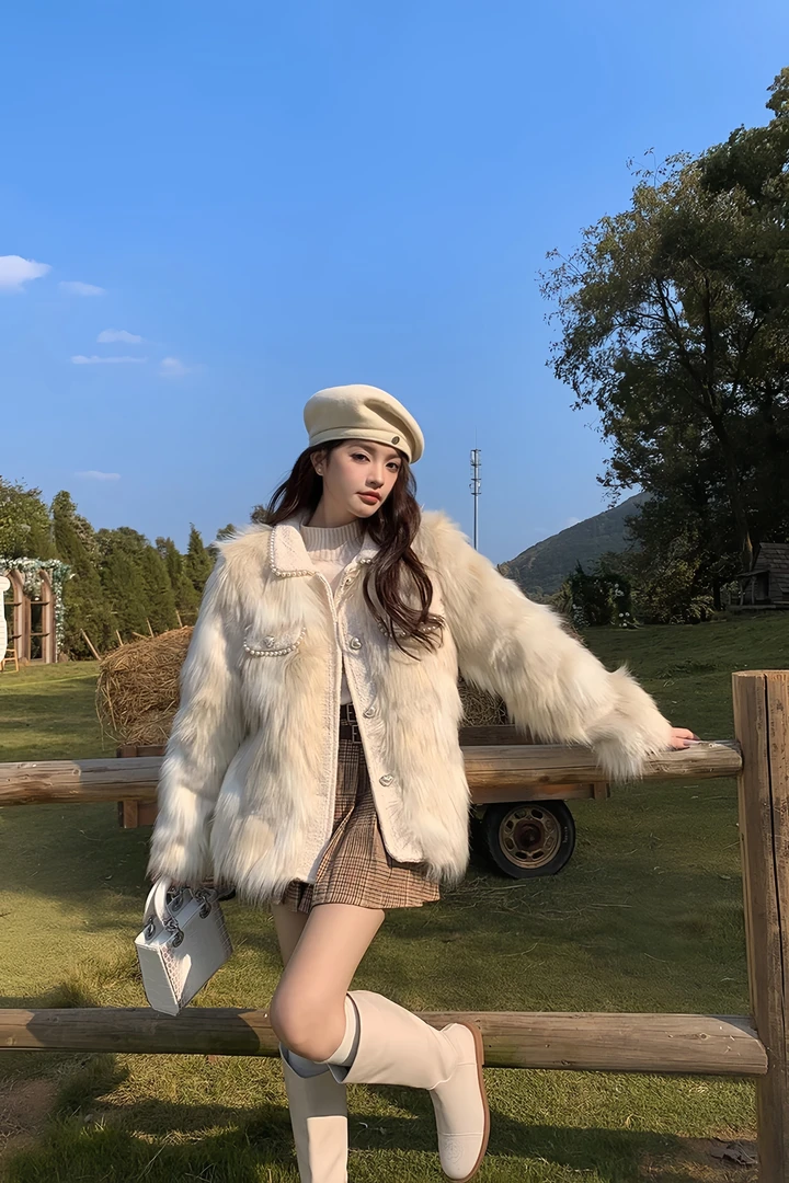 新款2023秋冬百搭千金风白色小香风短款高级感气质狐狸毛毛外套