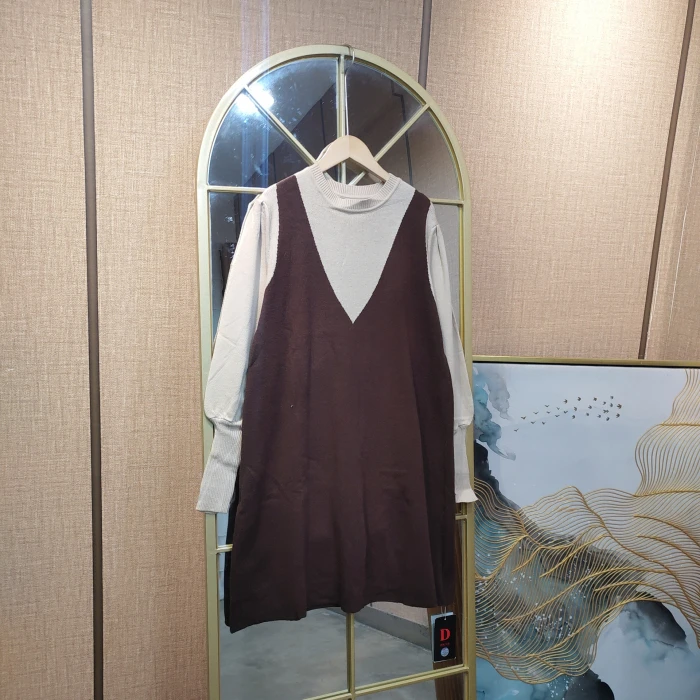 AD836孕妇棕色针织裙100-140