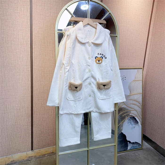 P022米白色孕妇衣两件套 2XL110-140 3XL150 4XL160