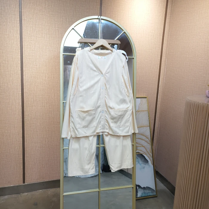 EV67孕妇杏色月子服套装2XL120-150