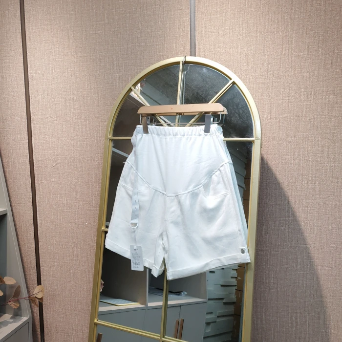 HK72孕妇白色短裤XXL120-150