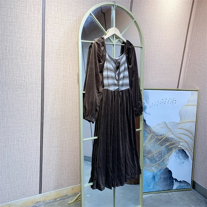 QQ705棕色孕妇裙子  90-130