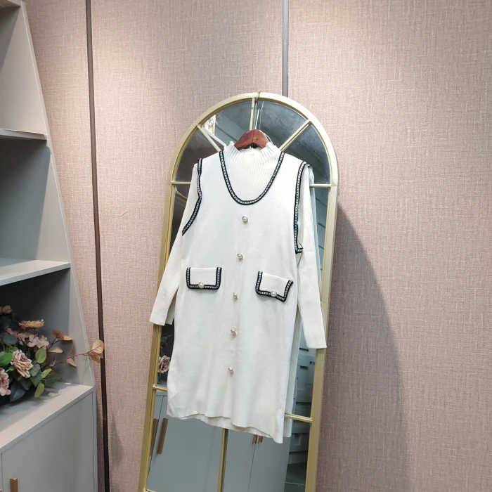 AG7孕妇杏色针织背心裙两件套L90-140小勾丝