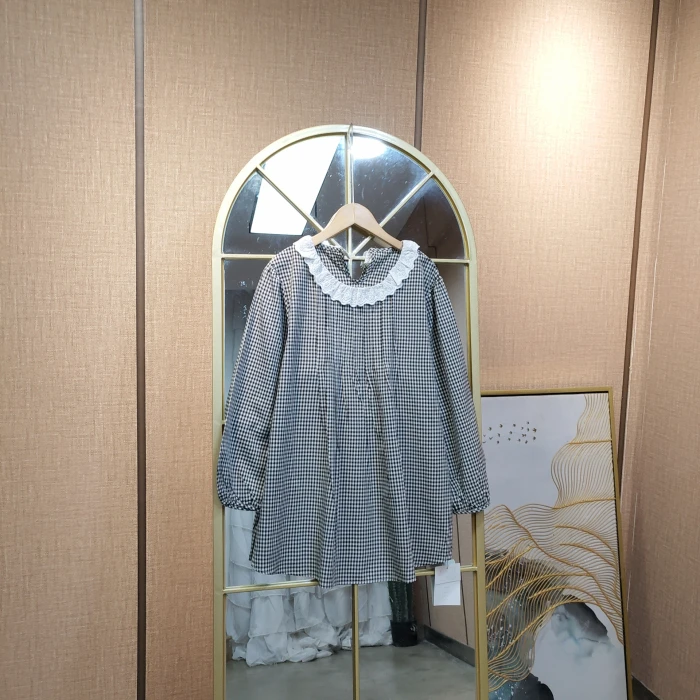 BE897孕妇黑白格子上衣100-140