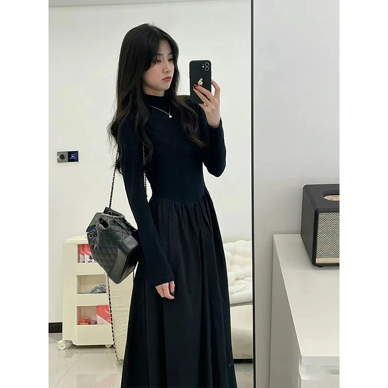 A110韩版慵懒风高级感外出洋气小黑裙2025早春新款万能百搭连衣裙