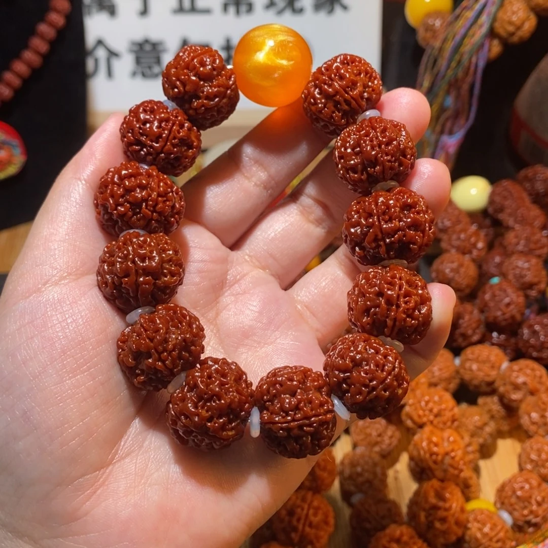 金刚菩提吊坠205瓣肉黄珠