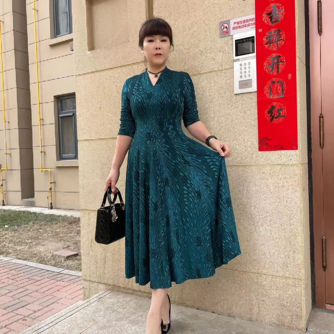 新款时尚春秋大摆裙气质大码长裙长袖宽松遮肉提花长款连衣裙