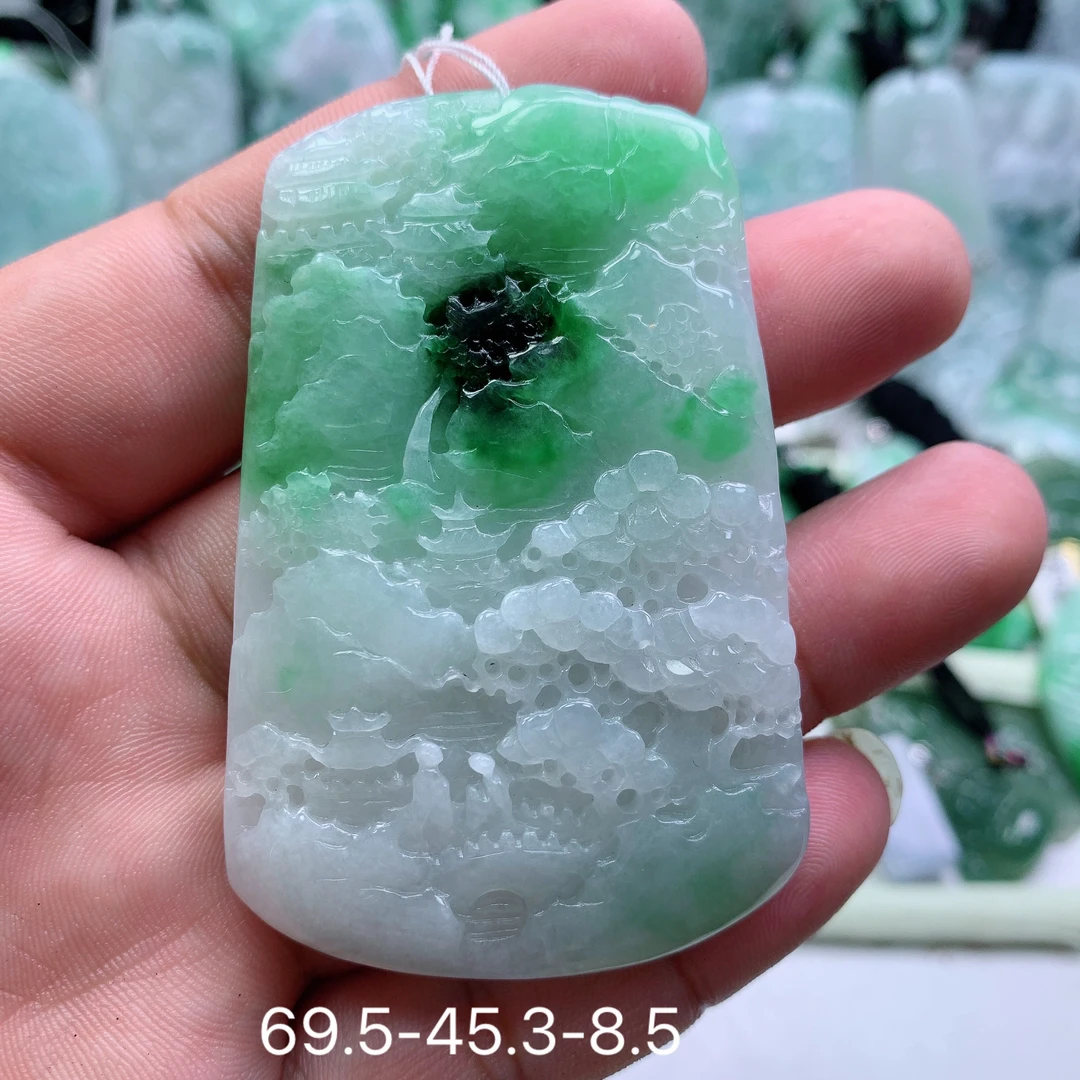 天然A货翡翠山水牌吊坠挂件