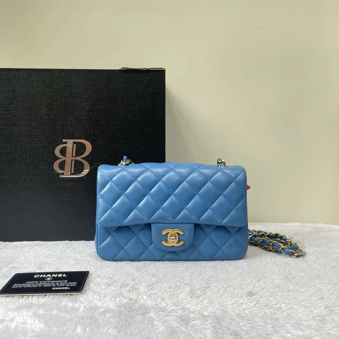 95新 Chanel/香奈儿 Classic Flap cf蓝色羊皮大mini  /330361