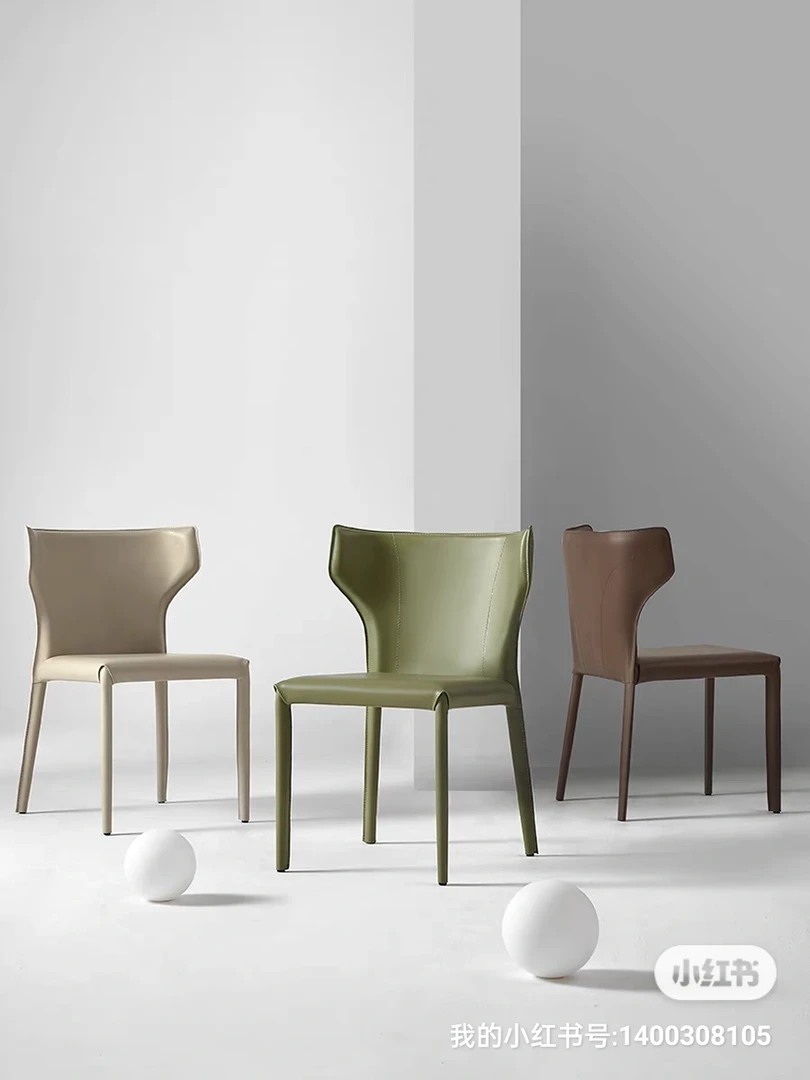 意式极简马鞍皮餐椅家用餐厅现代轻奢设计师餐椅防刮耐磨靠背椅子