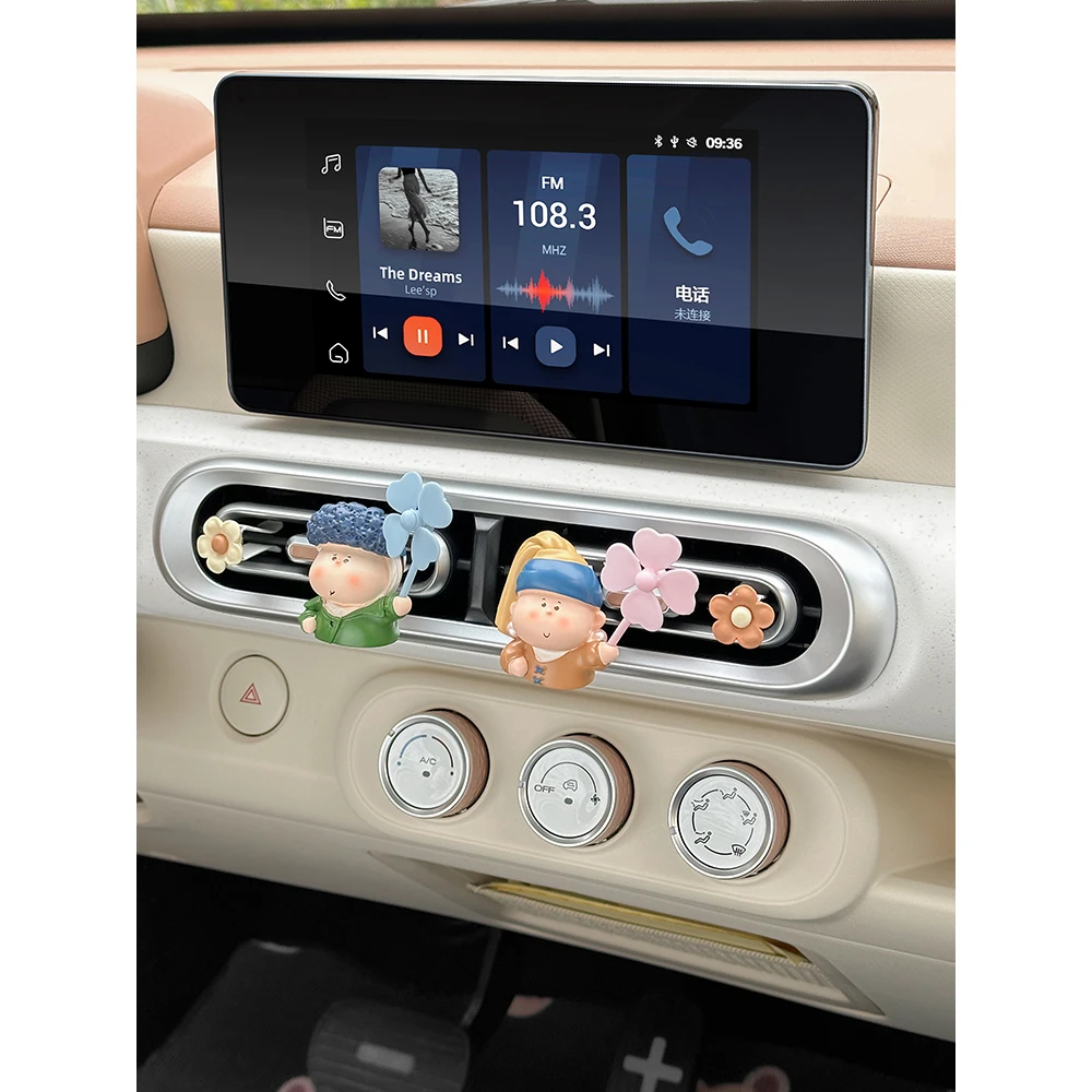 五菱宏光mini马卡龙三代车载香薰摆件汽车空调出风口车内装饰迷你