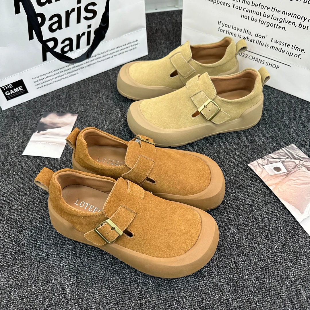 2024冬季新款百搭厚底复古平底时尚休闲鞋 590