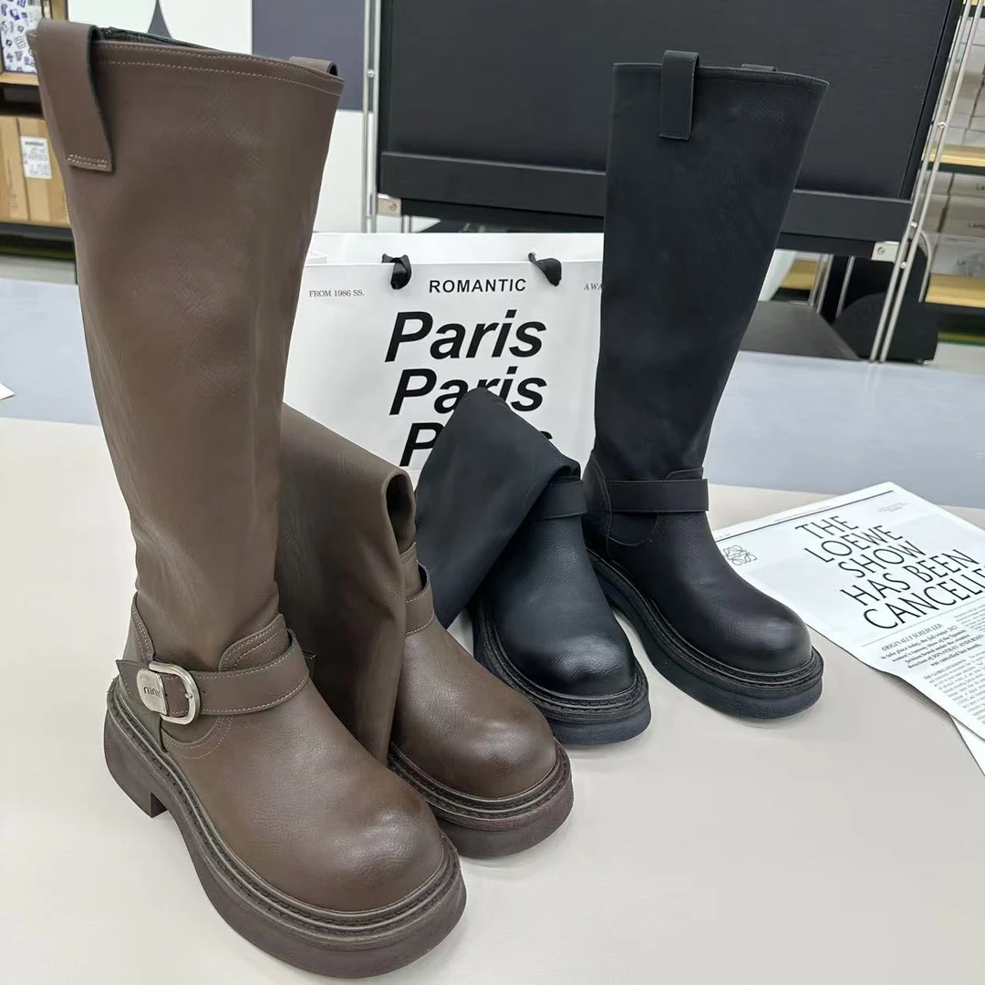 2024冬季新款长筒时尚休闲厚底百搭马丁靴 7660