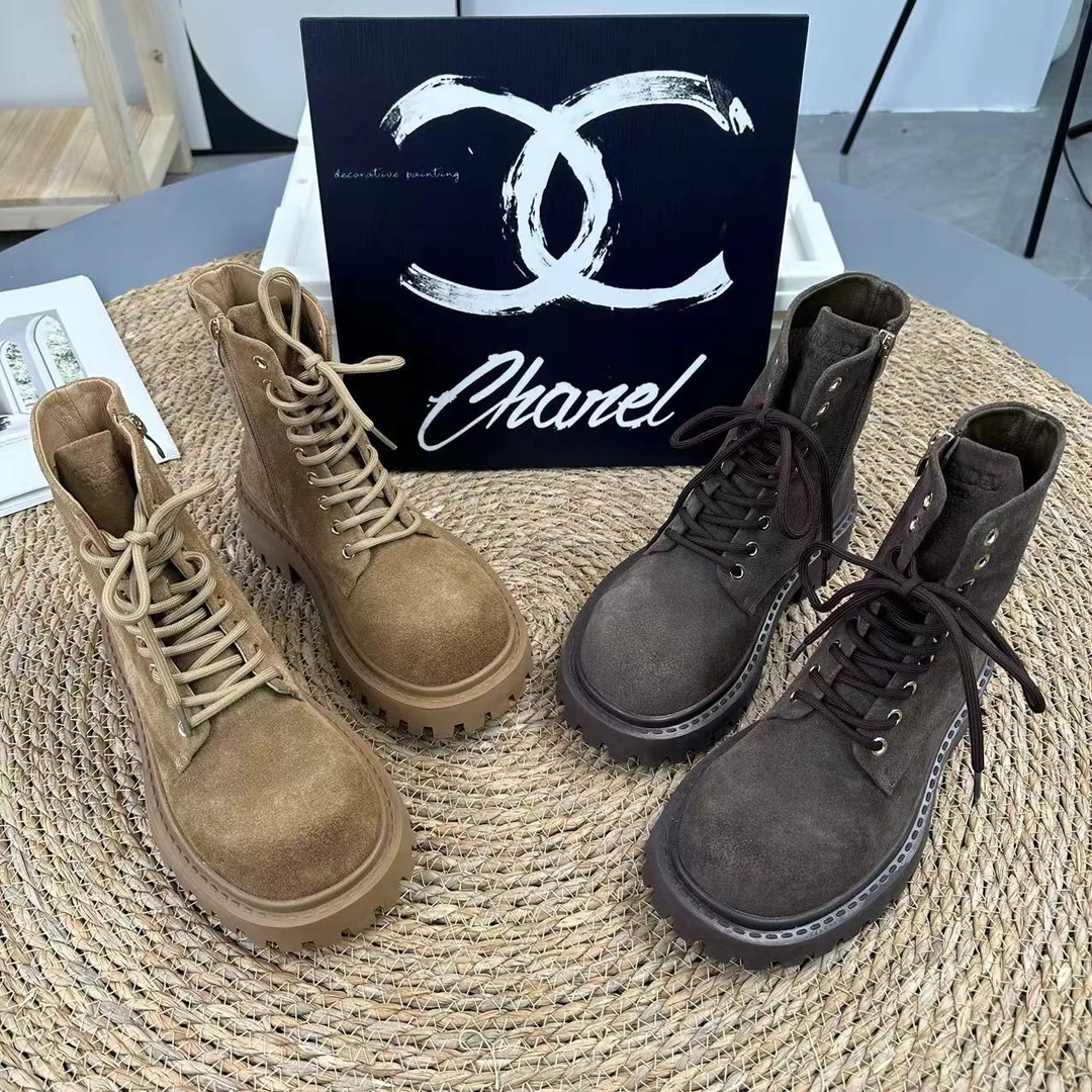 2024秋冬季新款机车靴时尚休闲百搭复古系带厚底马丁靴 2002-1