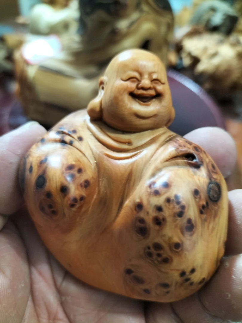 崖柏雕刻手把件小乐乐